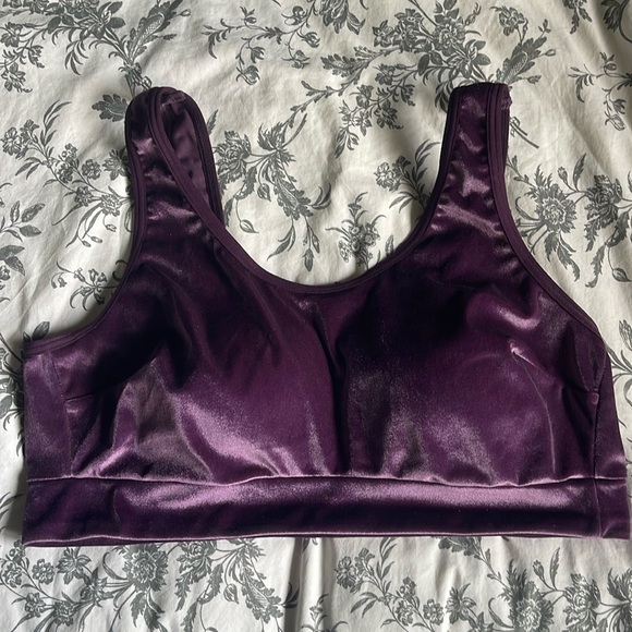 Torrid Lightly Lined Velour Scoop Bralette - Picture 1 of 4